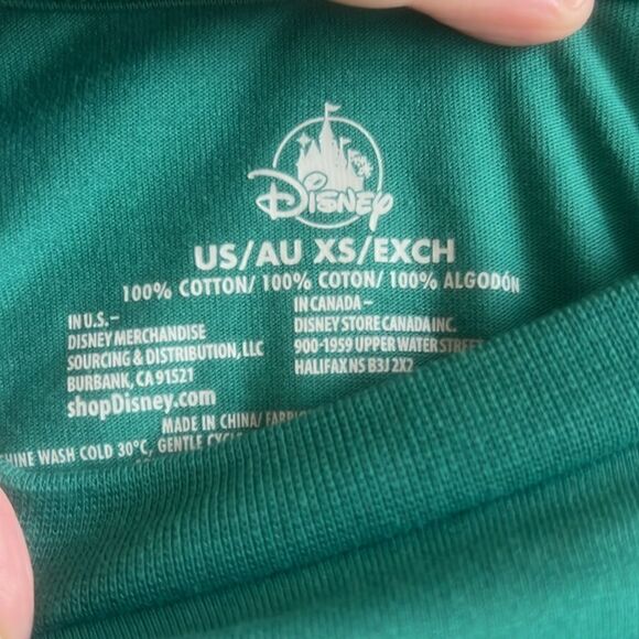 Disney Parks Mickey and Minnie Mouse Holiday Long Sleeve T-Shirt Top - Picture 6 of 6